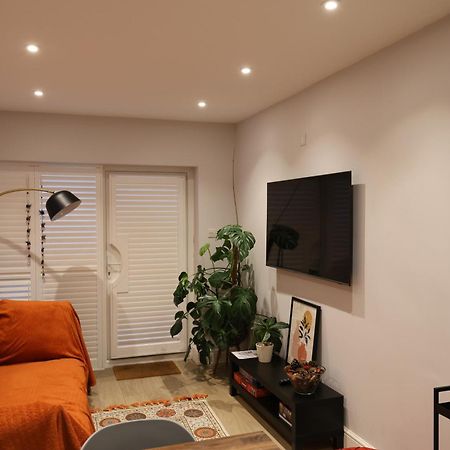 Little Vine - Beautiful Ground Floor Flat In South London Lejlighed Sutton  Eksteriør billede