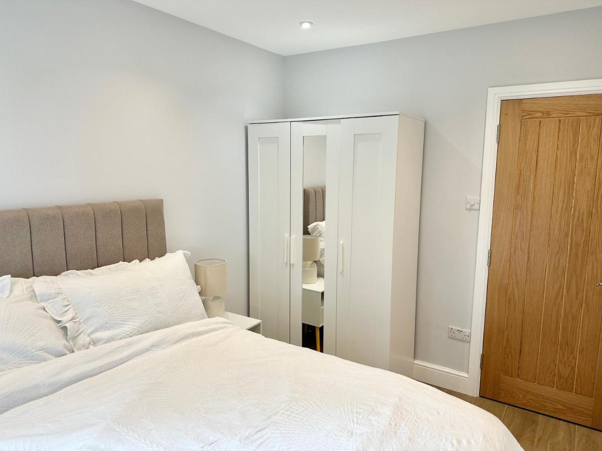Little Vine - Beautiful Ground Floor Flat In South London Lejlighed Sutton  Eksteriør billede
