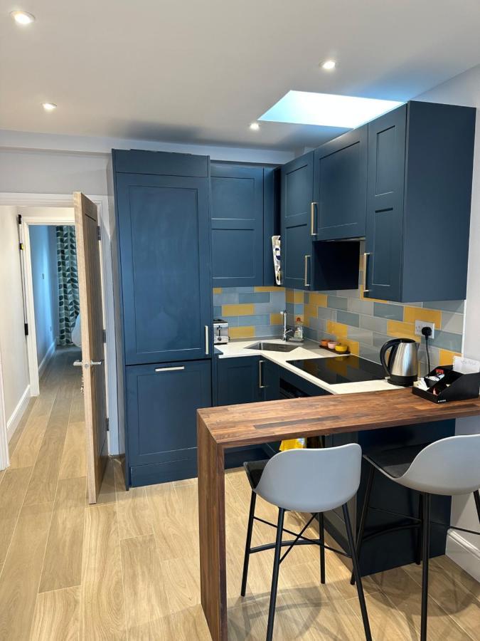 Little Vine - Beautiful Ground Floor Flat In South London Lejlighed Sutton  Eksteriør billede